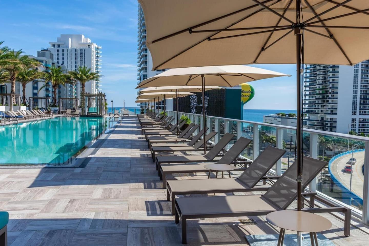 הוליווד Amazing Apartments At H Beach House מראה חיצוני תמונה
