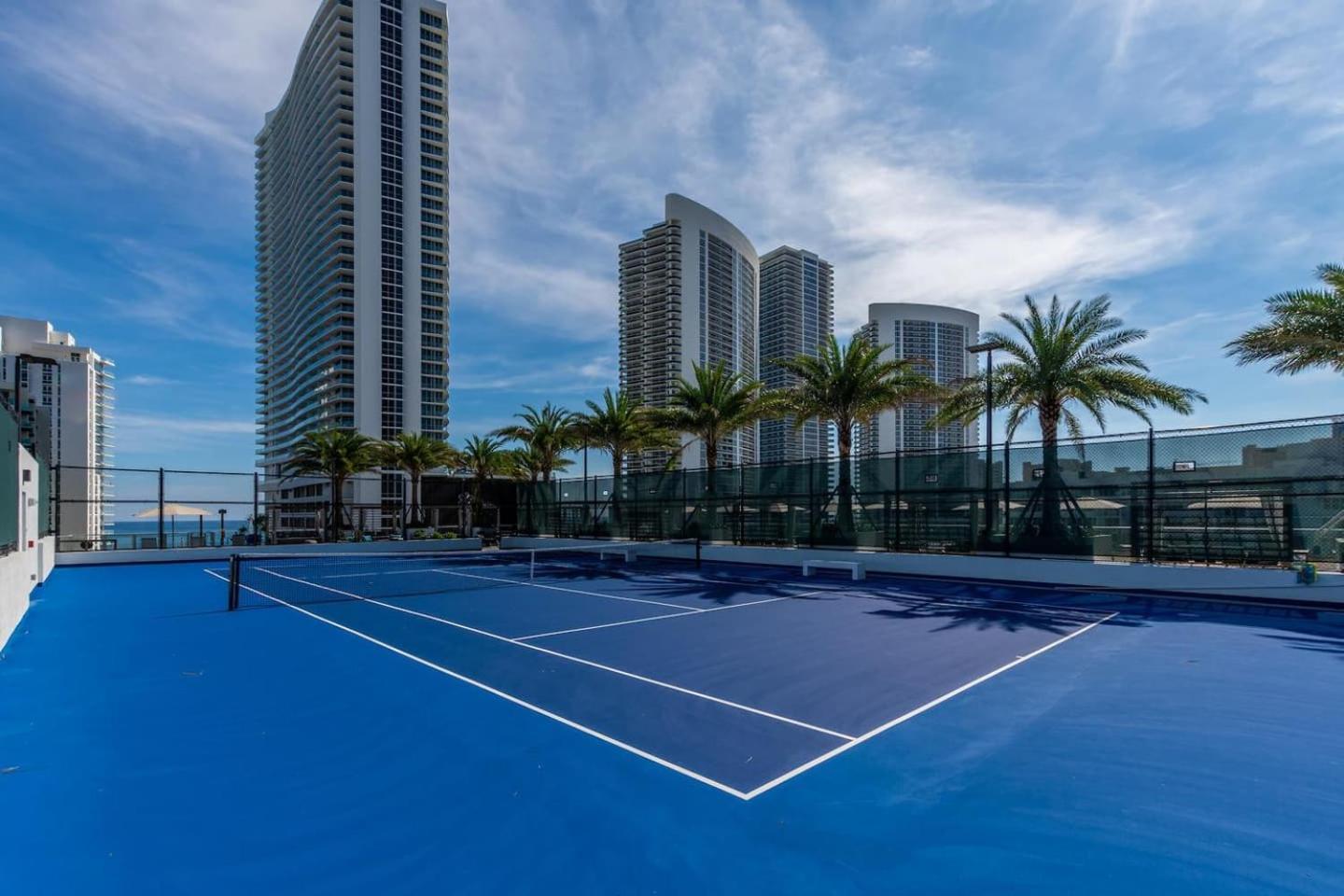 הוליווד Amazing Apartments At H Beach House מראה חיצוני תמונה