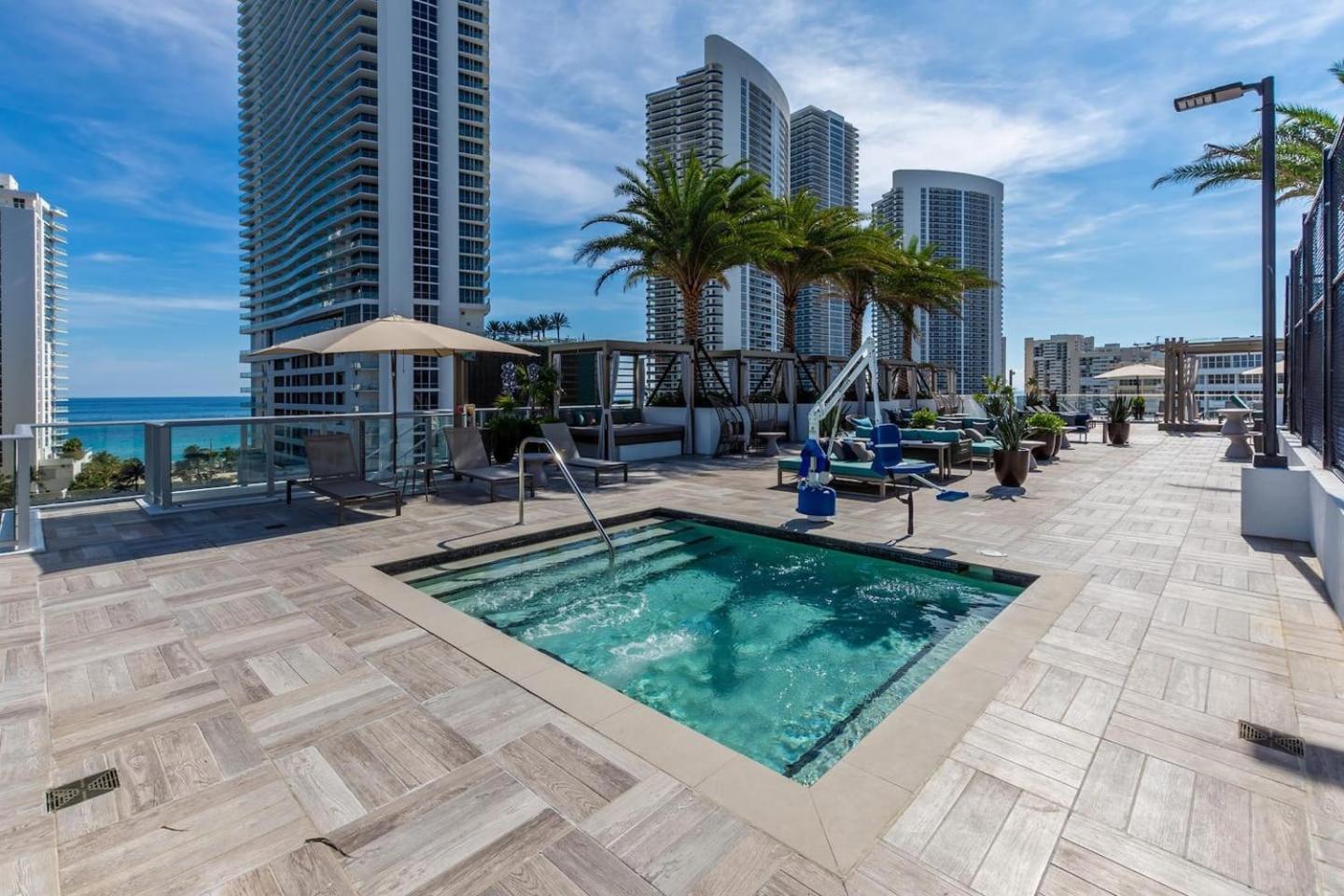 הוליווד Amazing Apartments At H Beach House מראה חיצוני תמונה