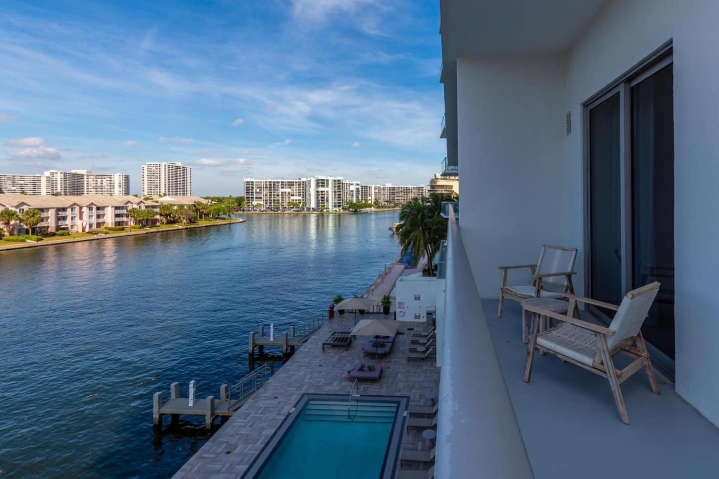 הוליווד Amazing Apartments At H Beach House מראה חיצוני תמונה