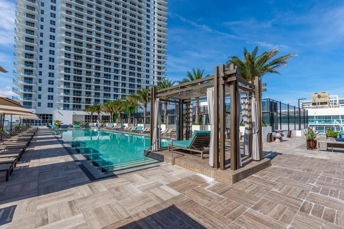 הוליווד Amazing Apartments At H Beach House מראה חיצוני תמונה