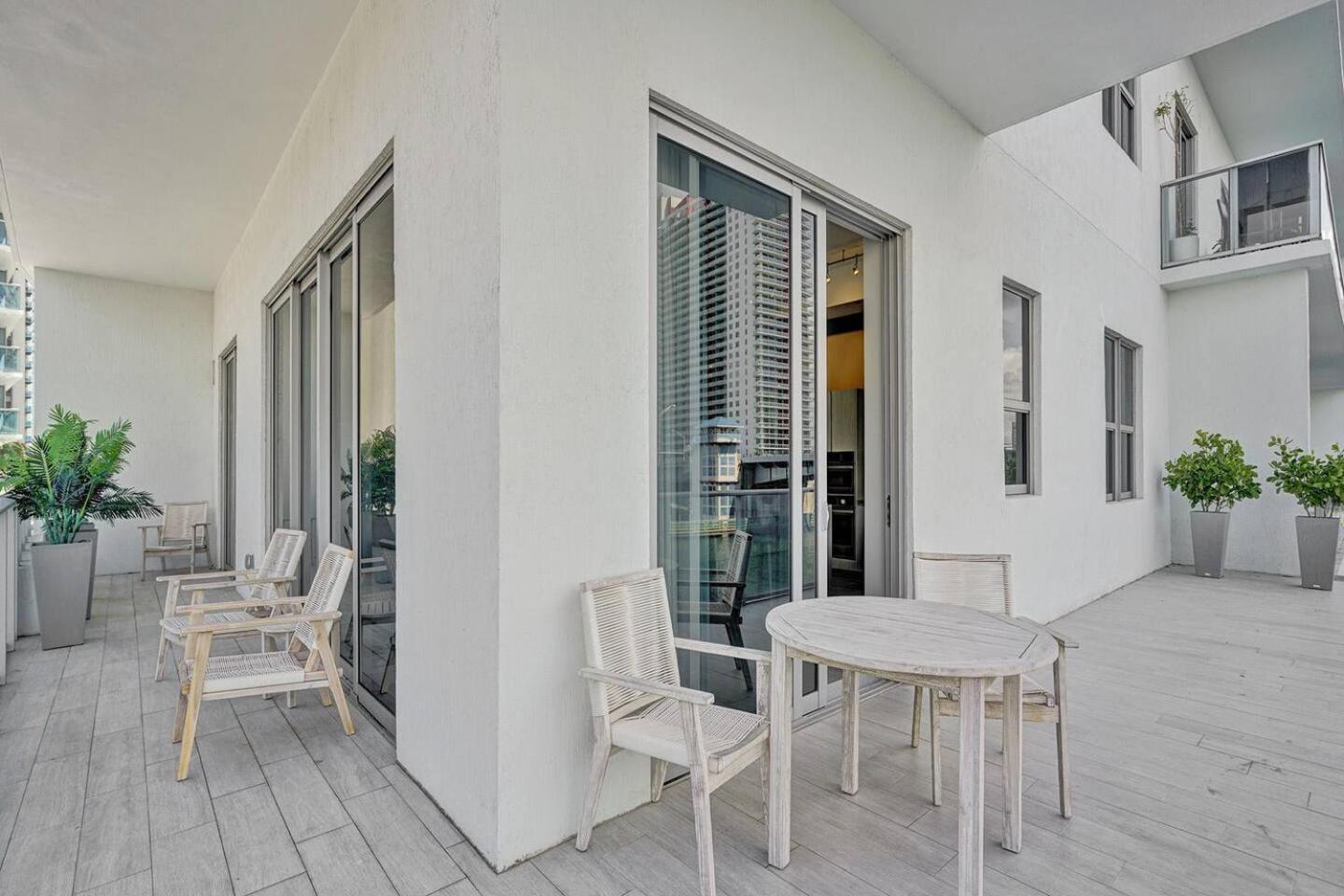 הוליווד Amazing Apartments At H Beach House מראה חיצוני תמונה