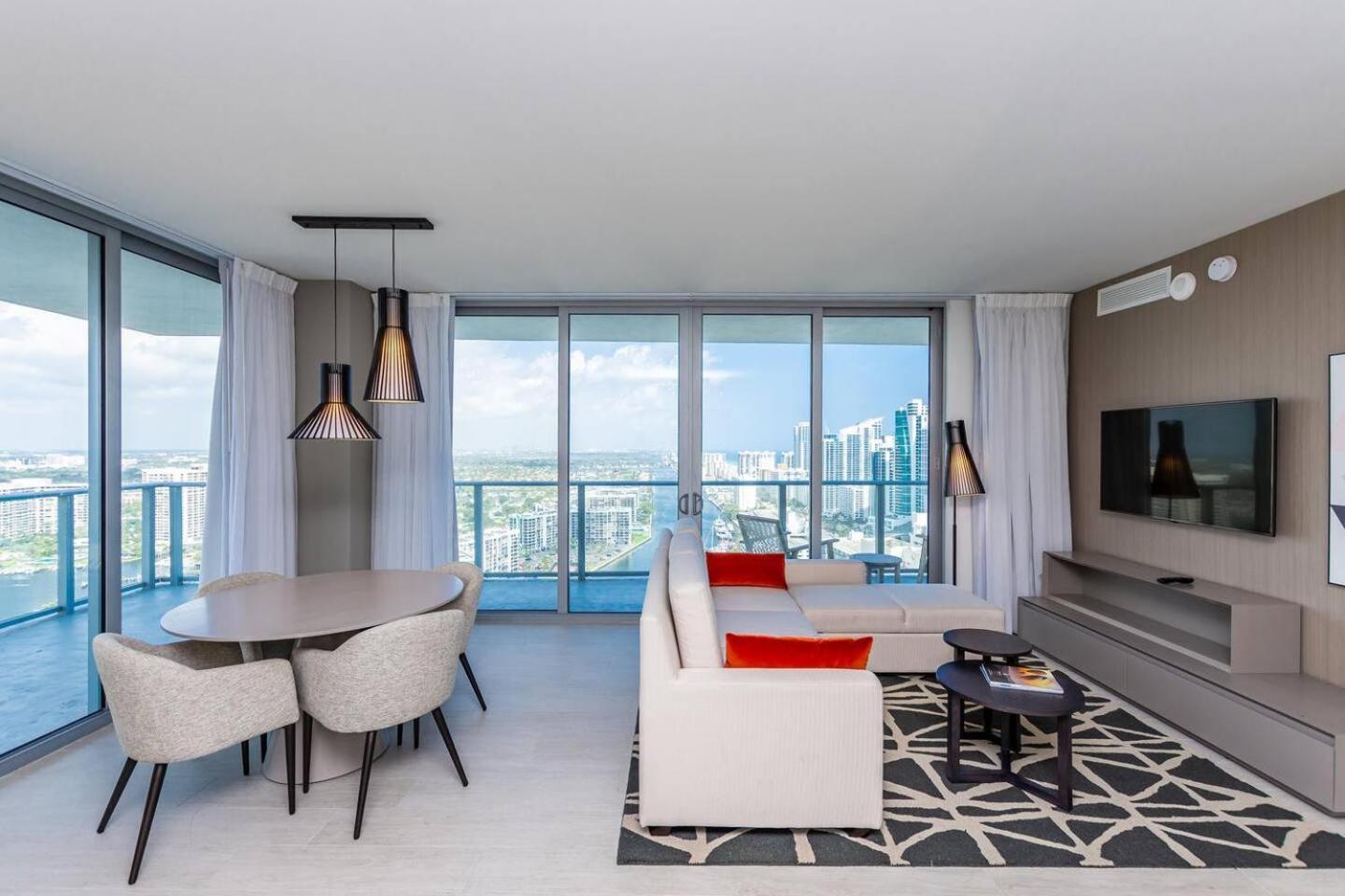 הוליווד Amazing Apartments At H Beach House מראה חיצוני תמונה