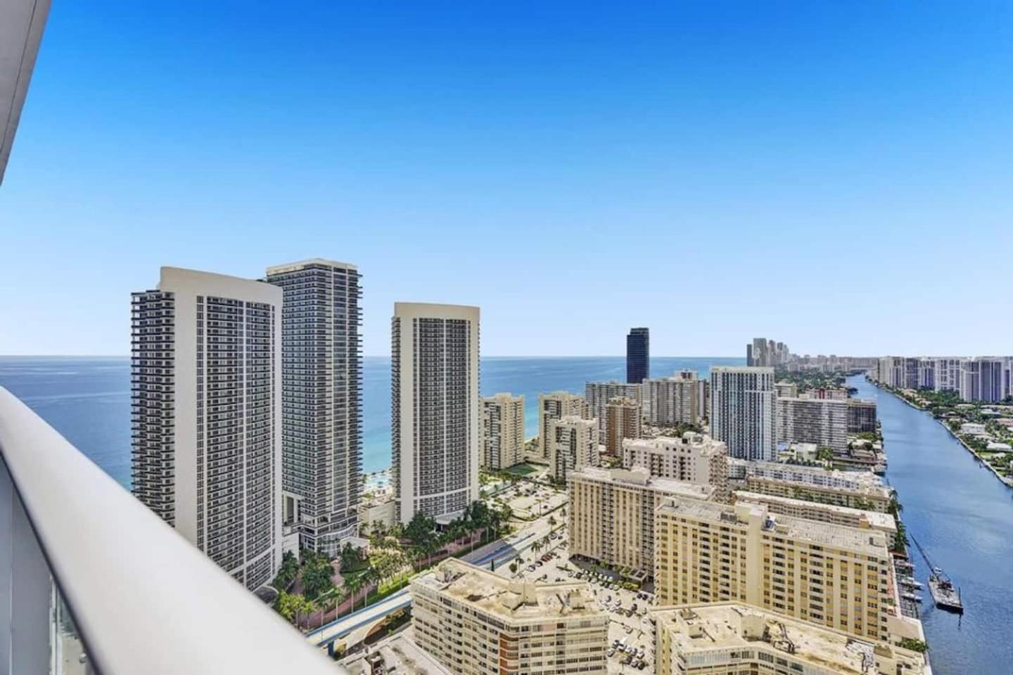 הוליווד Amazing Apartments At H Beach House מראה חיצוני תמונה