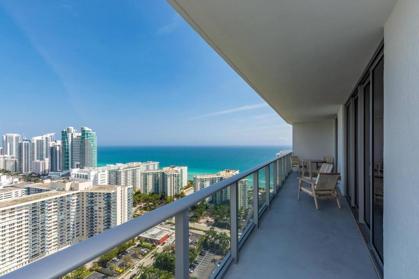 הוליווד Amazing Apartments At H Beach House מראה חיצוני תמונה