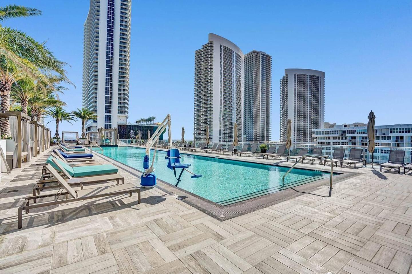 הוליווד Amazing Apartments At H Beach House מראה חיצוני תמונה