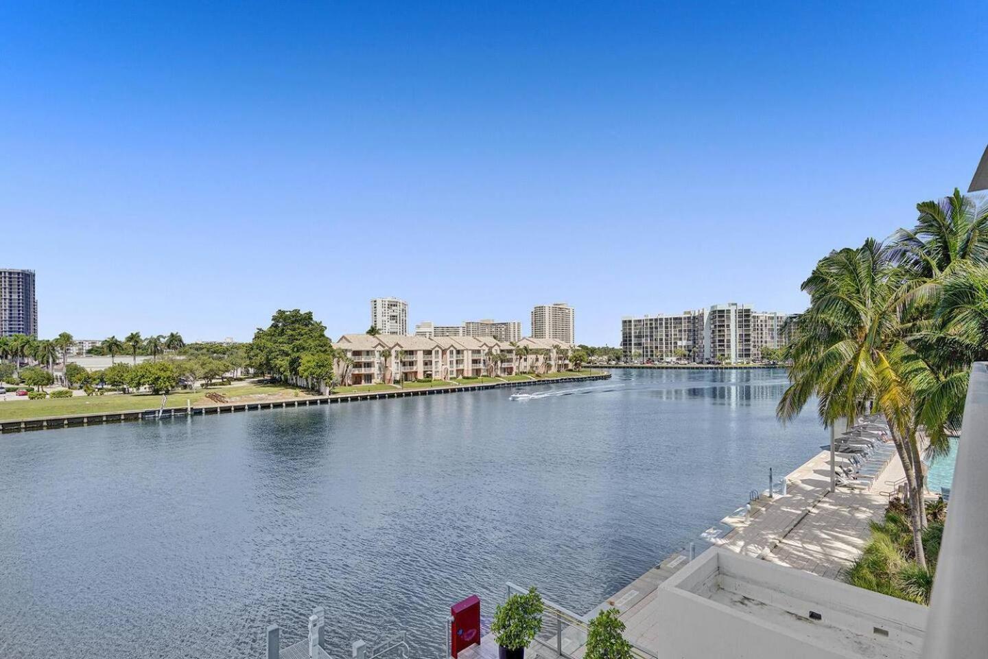 הוליווד Amazing Apartments At H Beach House מראה חיצוני תמונה