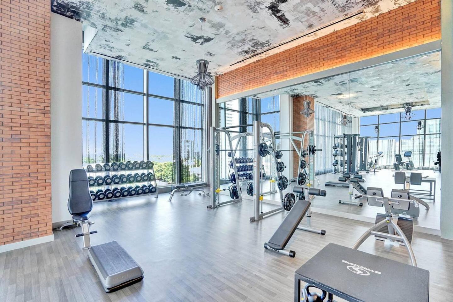 הוליווד Amazing Apartments At H Beach House מראה חיצוני תמונה