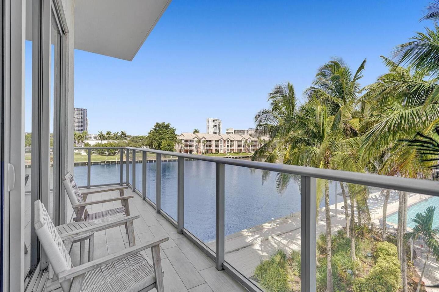 הוליווד Amazing Apartments At H Beach House מראה חיצוני תמונה