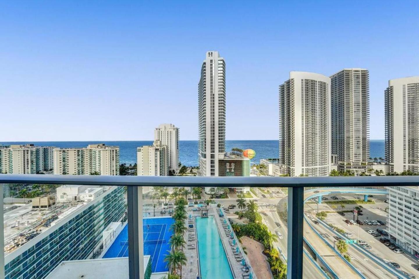 הוליווד Amazing Apartments At H Beach House מראה חיצוני תמונה