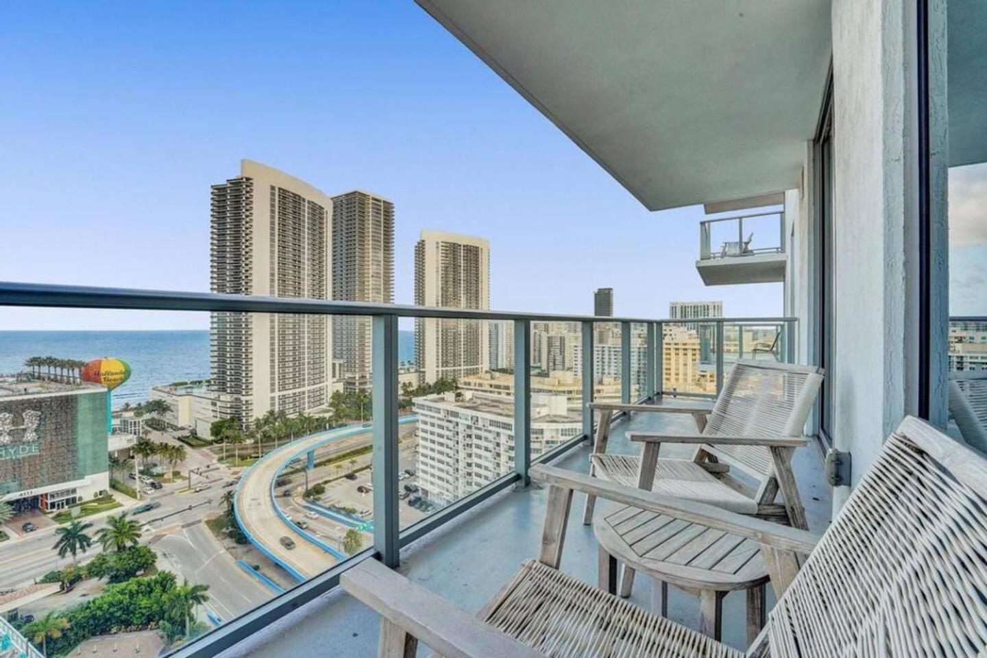 הוליווד Amazing Apartments At H Beach House מראה חיצוני תמונה